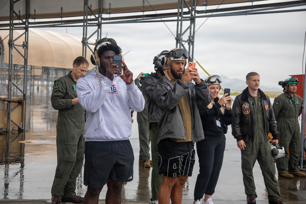 Atlanta Falcon members visit MCAS Iwakuni during a Salute the Troops tour hosted by the USO