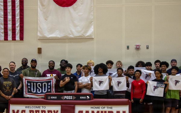 Atlanta Falcon members visit MCAS Iwakuni during a Salute the Troops tour hosted by the USO