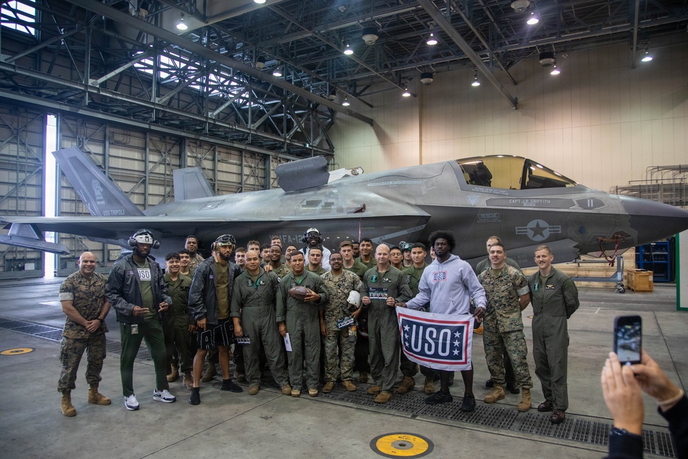 Atlanta Falcon members visit MCAS Iwakuni during a Salute the Troops tour hosted by the USO