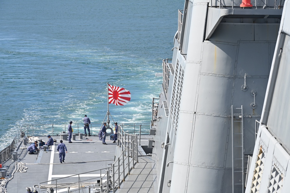 JS KONGO Arrives at and Departs from Pearl Harbor During RIMPAC 2026