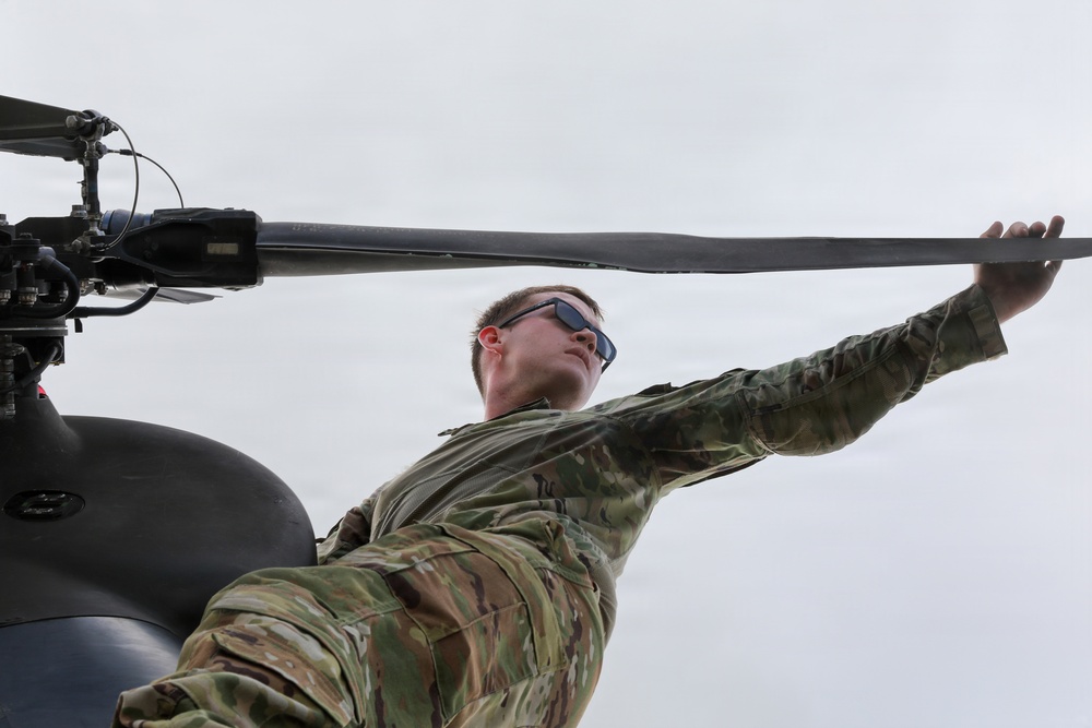 1st Infantry Division Soldiers conduct aerial gunnery qualification