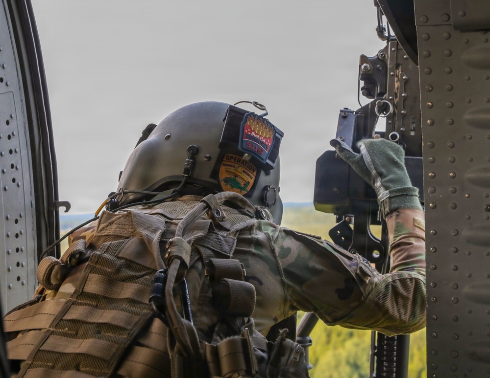 1st Infantry Division Soldiers conduct aerial gunnery qualification