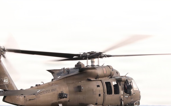 1st Infantry Division Soldiers conduct aerial gunnery qualification