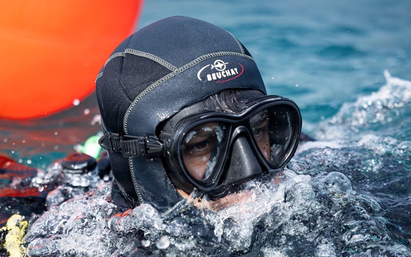 Sea Breeze 26 Dive Operations