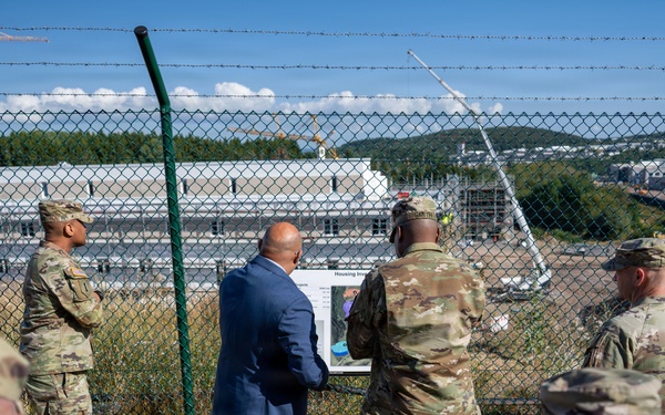 USAG Rheinland-Pfalz hosts IMCOM commanding general