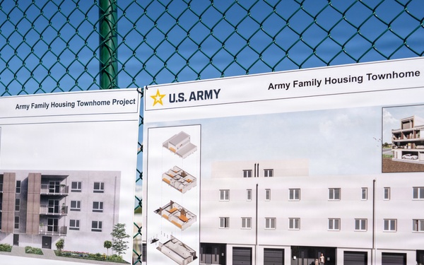 USAG Rheinland-Pfalz hosts IMCOM commanding general