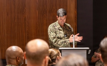 SUBLANT COS Speaks at NMCRS Awards