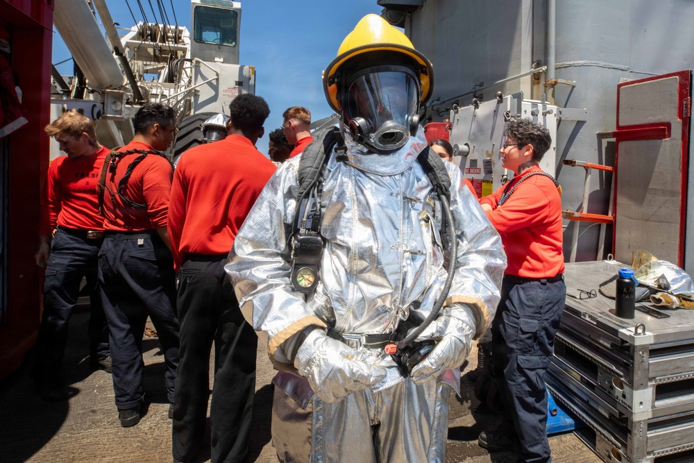 IKE Supports East Coast Fleet Replacement Squadrons