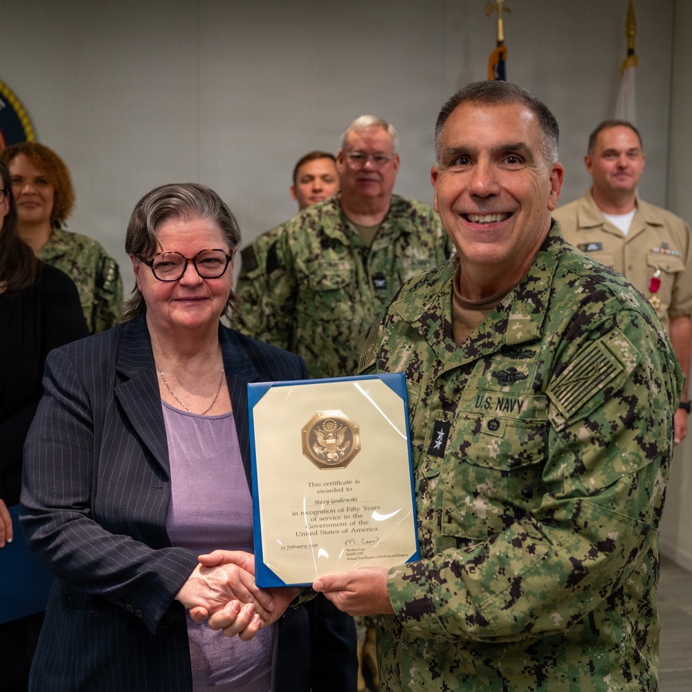 BUMED Hosts Awards Ceremony Honoring Sailors and Civilians