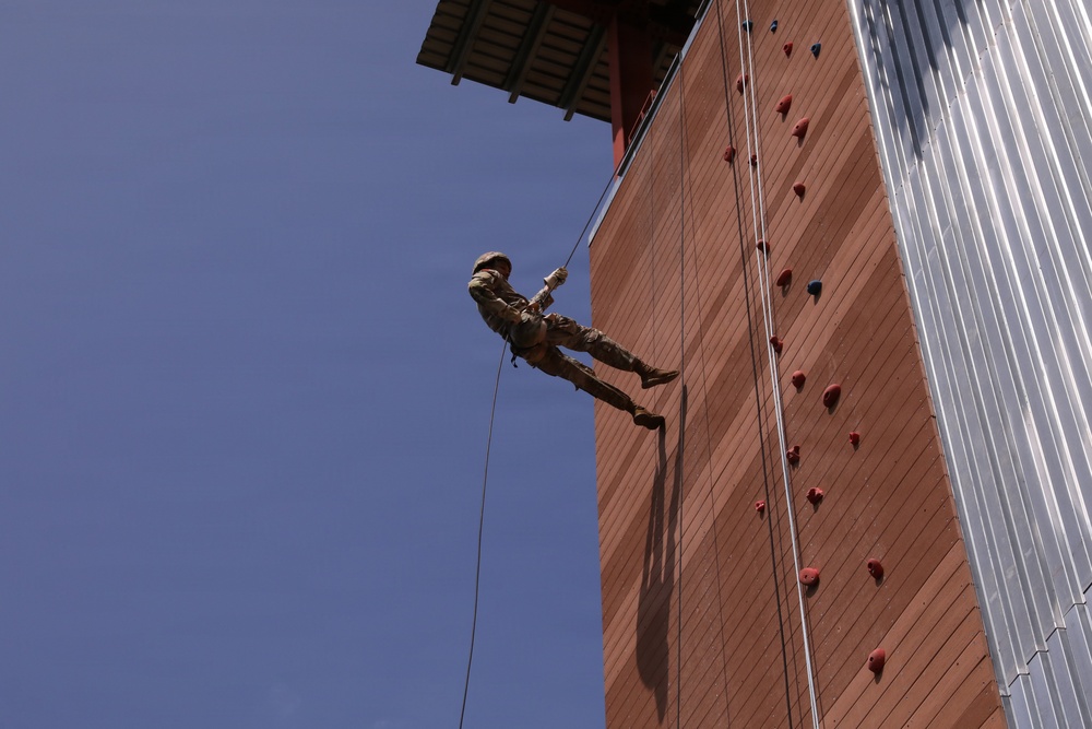 28th Infantry Division takes on the rappel tower