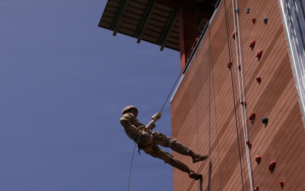 28th Infantry Division takes on the rappel tower