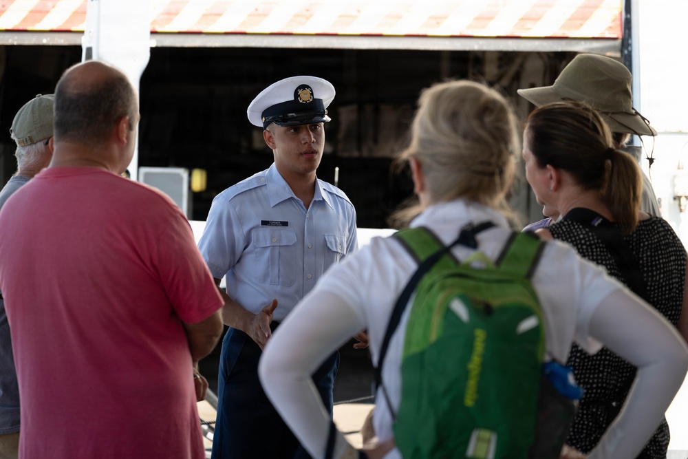 Seafair Legend-Class U.S. Coast Guard Cutter (WMSL 752) Stratton Tour