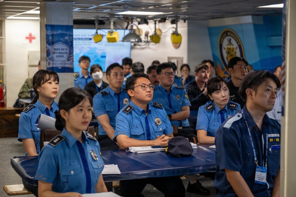 USCGC Midgett (WMSL 757) participates in law enforcement demonstrations and provides tours for Korea Coast Guard on Jeju Island, South Korea