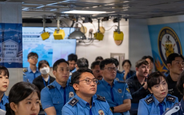 USCGC Midgett (WMSL 757) participates in law enforcement demonstrations and provides tours for Korea Coast Guard on Jeju Island, South Korea