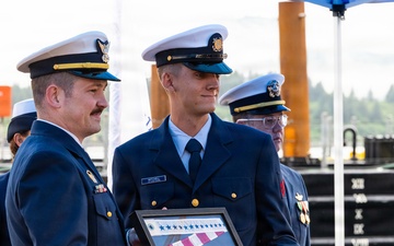 Coast Guard Cutter Frederick Mann holds change of command ceremony