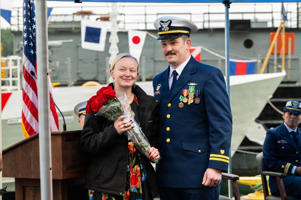 Coast Guard Cutter Frederick Mann holds change of command ceremony