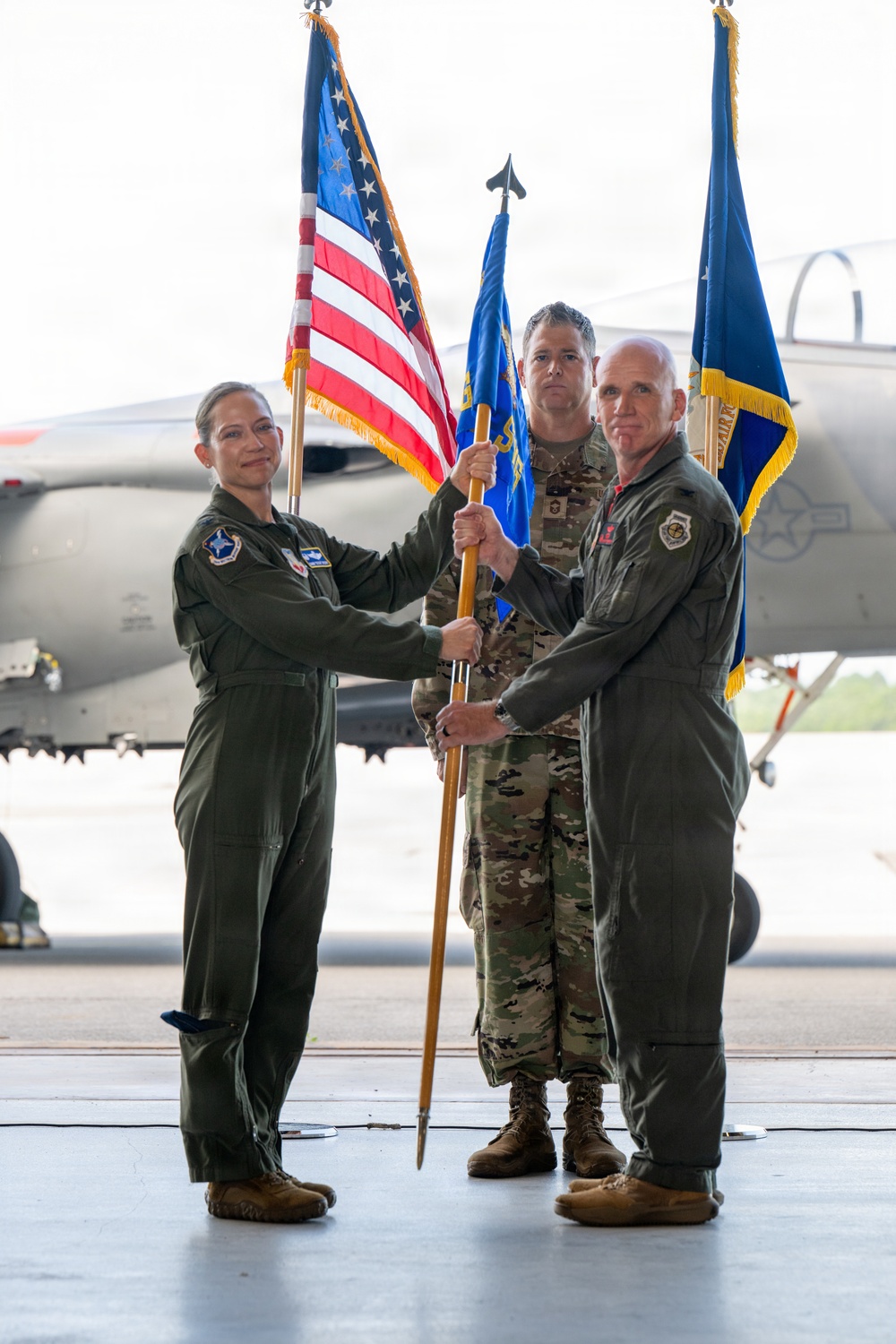 850th Spectrum Warfare Group change of command