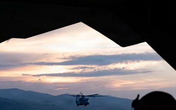 HMH-461 conducts flight operations and external lifts in Montana