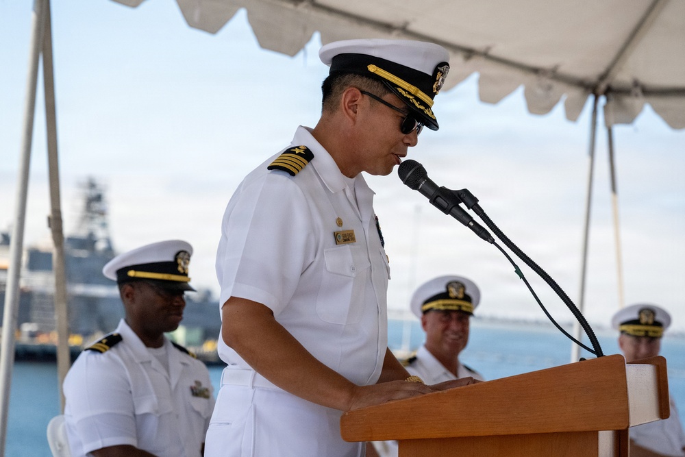 USS Jackson Changes Command