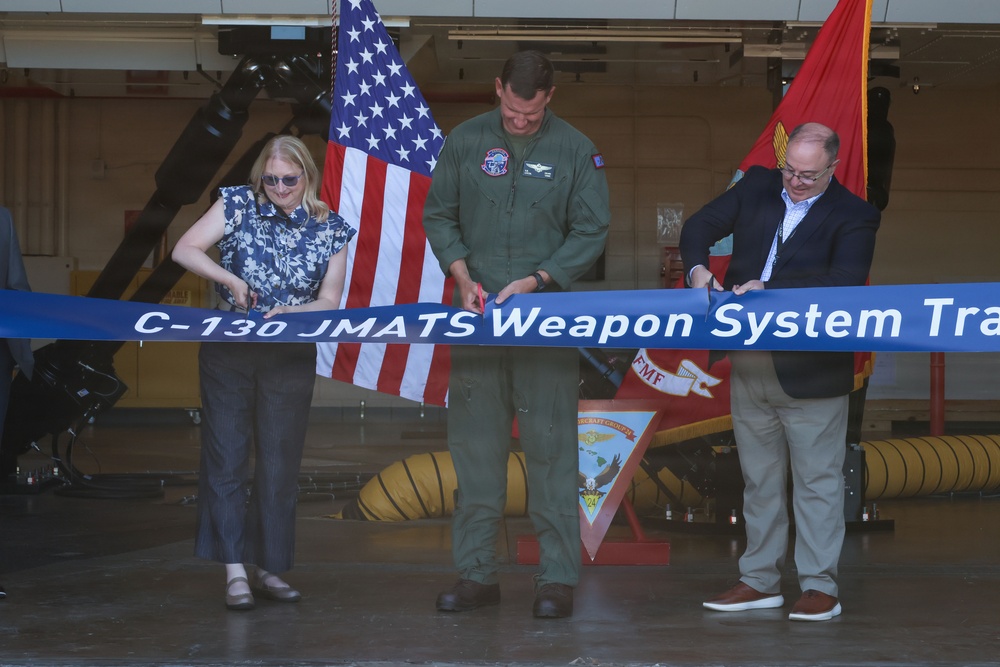 VMGR-153 receives KC-130J Weapon System Trainer