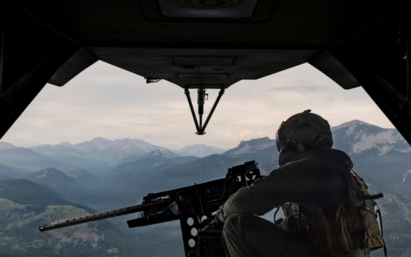 HMH-461 conducts flight operations in Montana