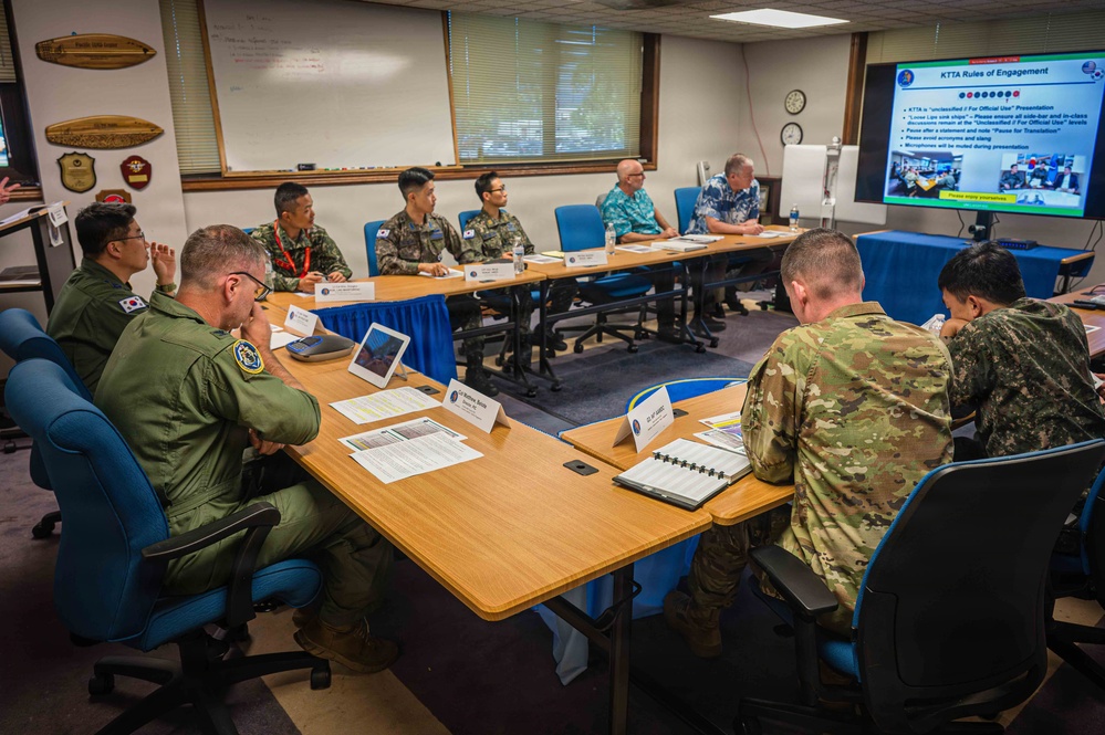 Pacific Air Forces Works Alongside the Republic of Korea Air Force in Annual Korean Table Top Academy