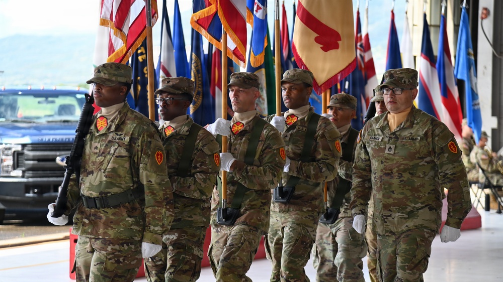 USAG Hawaii welcomes new commander with warm aloha