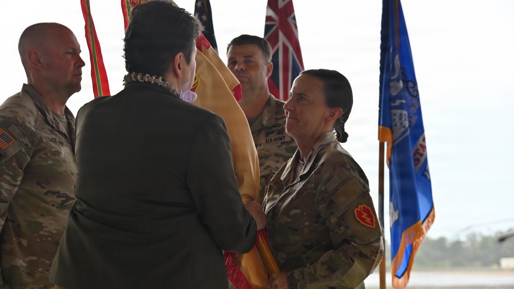 USAG Hawaii welcomes new commander with warm aloha