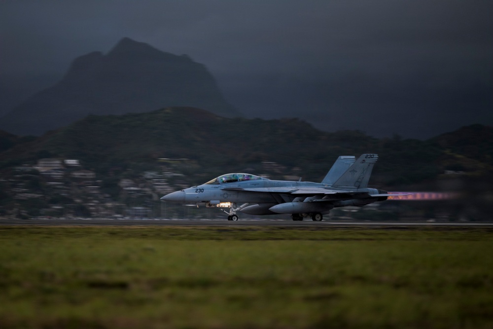 U.S. Navy launches F/A-18F Super Hornets for sinking exercise during RIMPAC 2026