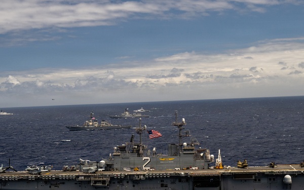 USS Theodore Roosevelt leads group sail during RIMPAC 2026