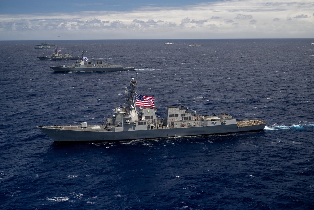 USS Theodore Roosevelt leads group sail during RIMPAC 2026