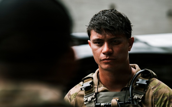 Royal New Zealand Navy EOD technicians participate in dismounted response drill