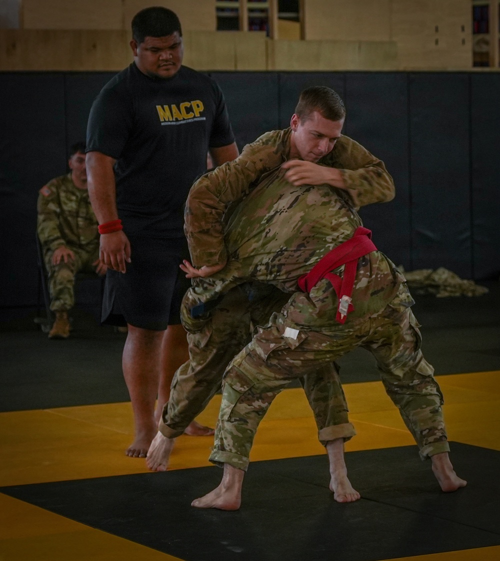 27th Infantry Regiment Wolfhound Week Combative's 2026