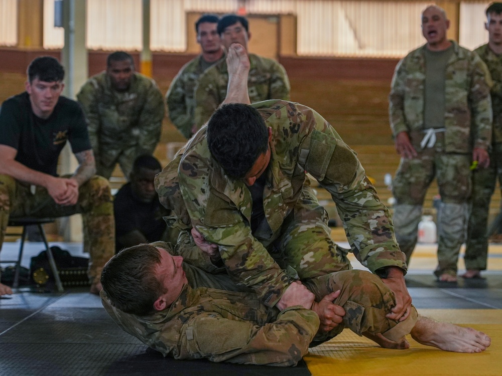 27th Infantry Regiment Wolfhound Week Combative's 2026