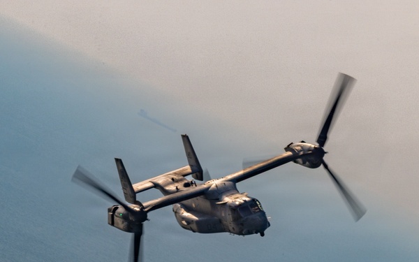 MRF-D Marines participate in Mindil Beach flying display