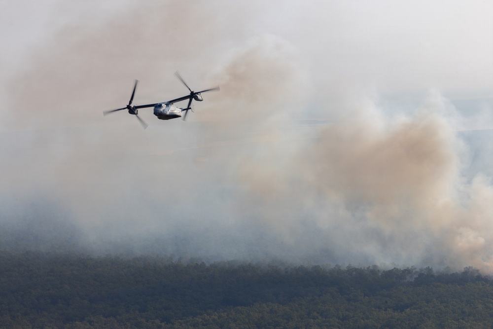 MRF-D Marines participate in Mindil Beach flying display