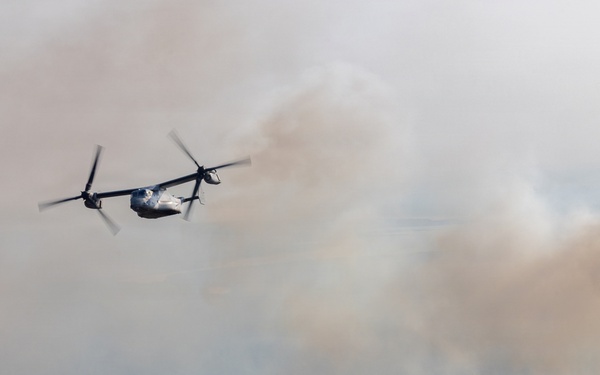 MRF-D Marines participate in Mindil Beach flying display