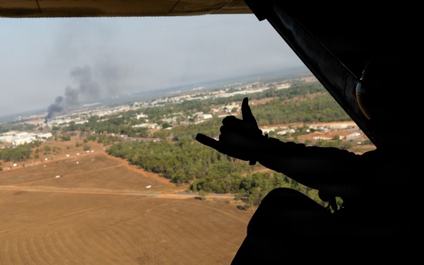 MRF-D Marines participate in Mindil Beach flying display