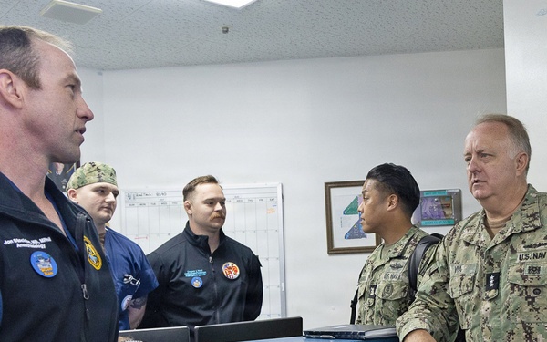 DHA Director Visits USNH Yokosuka