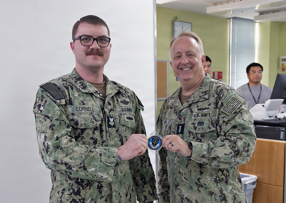 DHA Director Visits USNH Yokosuka