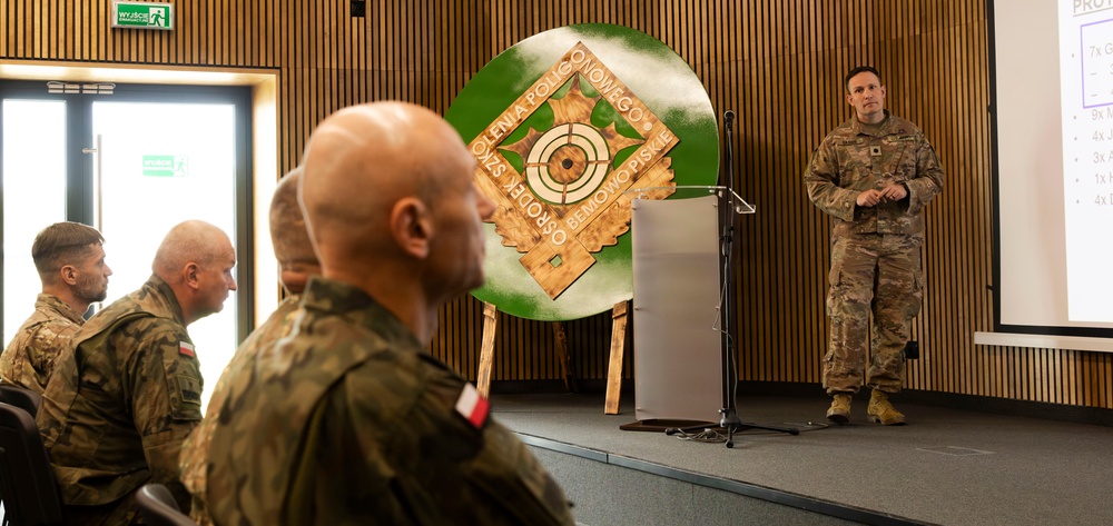 Romanian Lt. Gen. Dragoş-Dumitru Iacob visits NATO FLF Battle Group–Poland at Bemowo Piskie