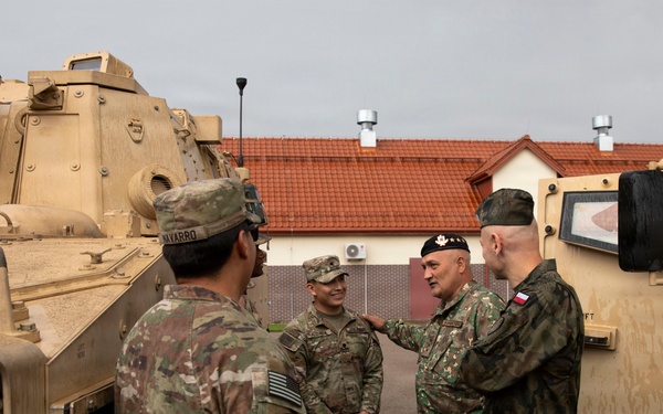 Romanian Lt. Gen. Dragoş-Dumitru Iacob visits NATO FLF Battle Group–Poland at Bemowo Piskie