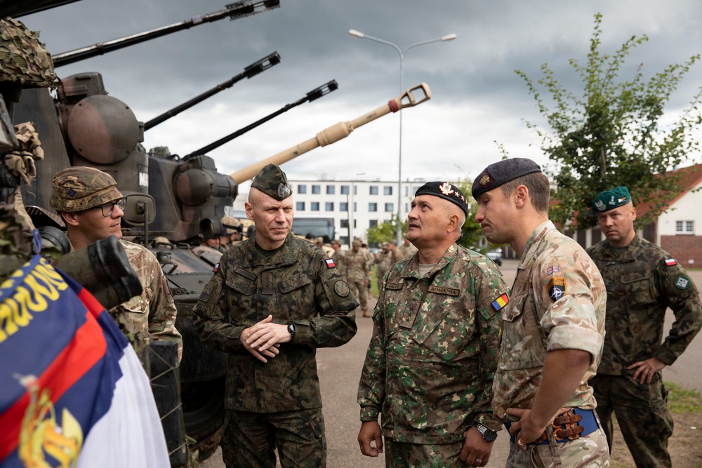 Romanian Lt. Gen. Dragoş-Dumitru Iacob visits NATO FLF Battle Group–Poland at Bemowo Piskie