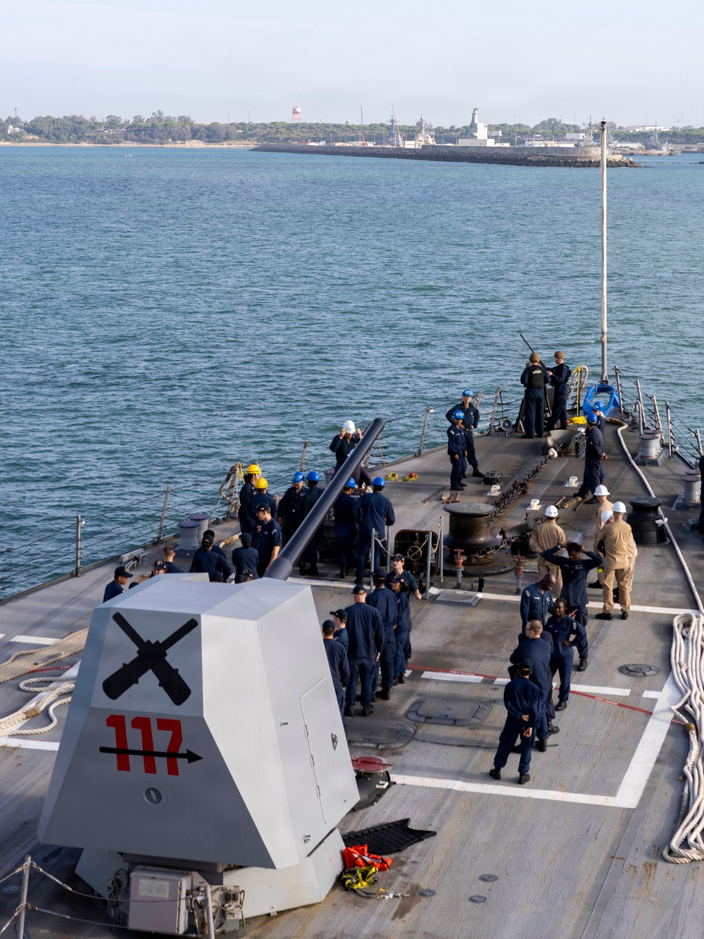 DDG 117 Pulls Into Rota