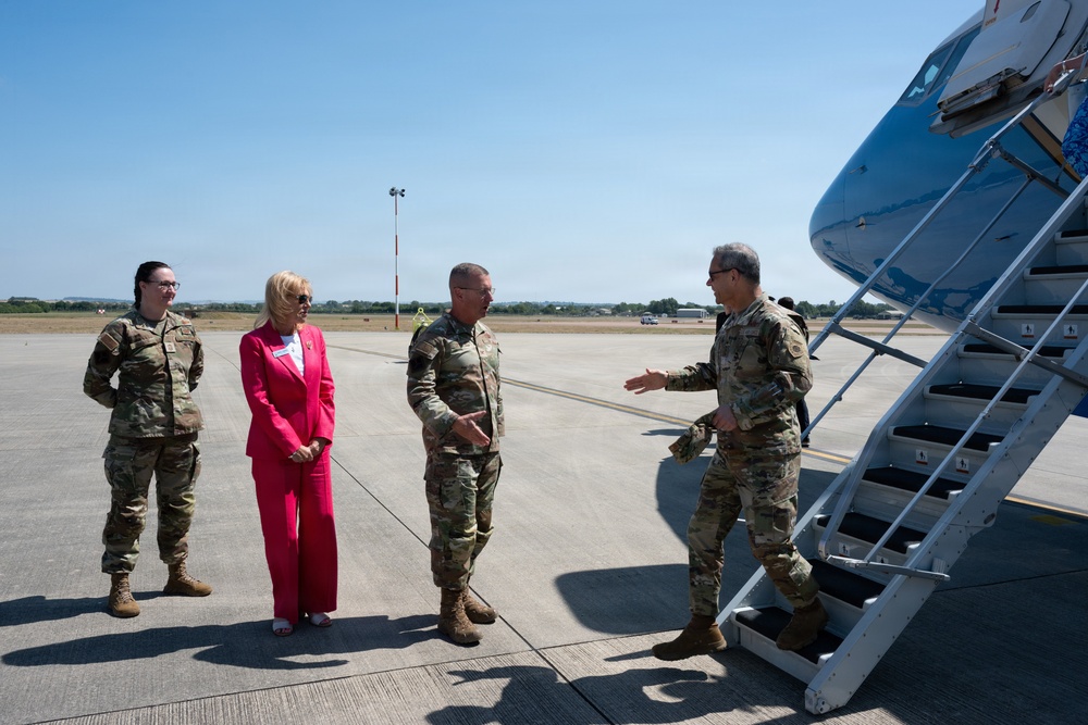 CSAF and CMSAF visit RAF Fairford