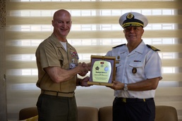 MARFOREUR/AF Commander, Commandant of Royal Moroccan Navy Diving School discuss maritime security at AMFS 2026