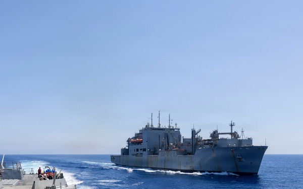 DDG 117 Conducts RAS