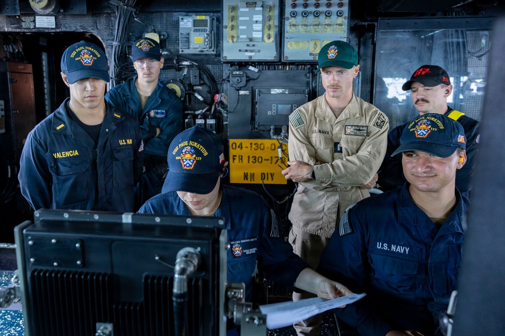 DDG 117 Conducts PACFIRE