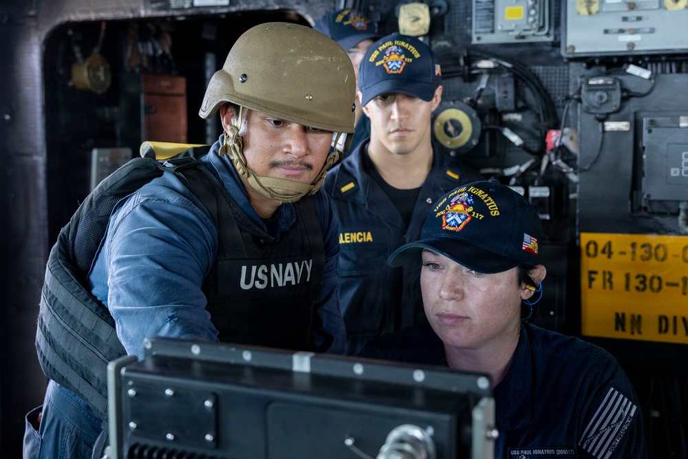 DDG 117 Conducts PACFIRE