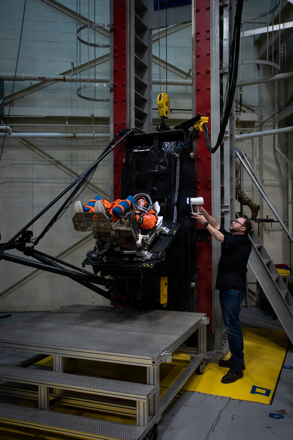 AFRL, NASA partner to test lunar landing safety; active-duty volunteers needed